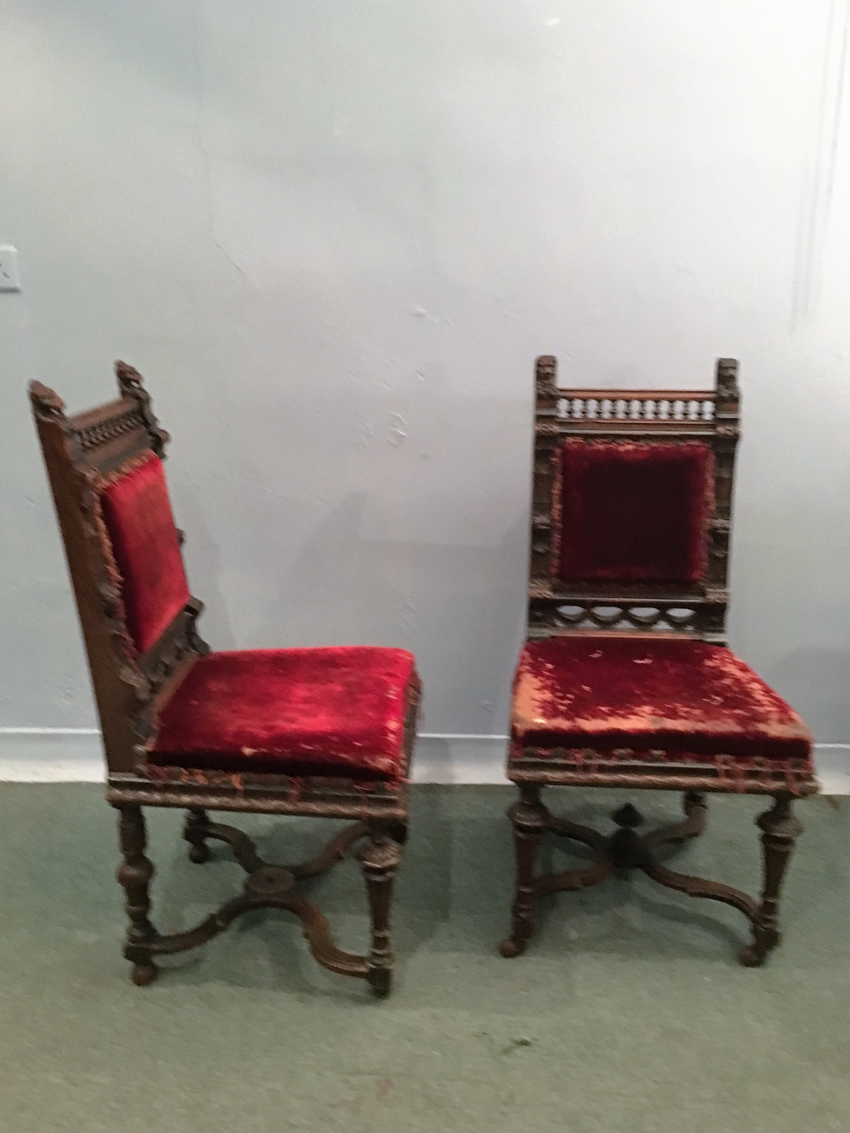 Set of 8 Victorian Continental dining chairs