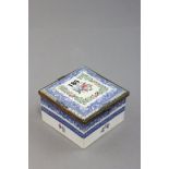 Spode T.Goode & Co Ltd Ceramic Square Box with hinged lid, floral design