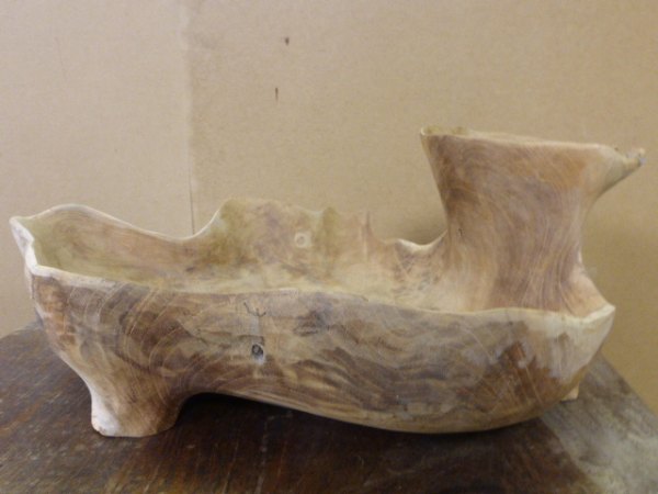 Fruitwood hand carved wooden bowl,  driftwood lizard and a wooden crate marked 'Martin Matfield' - Image 3 of 6