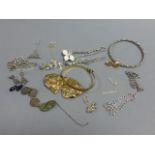 Various gold and silver jewellery items