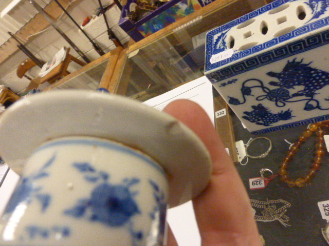 Chinese blue & white slender jar & lid together with two square vases and a pair of Chinese blue & - Image 5 of 6