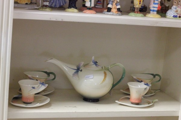 Franz Ceramic 'Dragonfly' tea service including teapot plus four cups & saucers