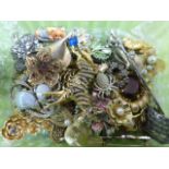 45 Costume jewellery brooches including vintage examples