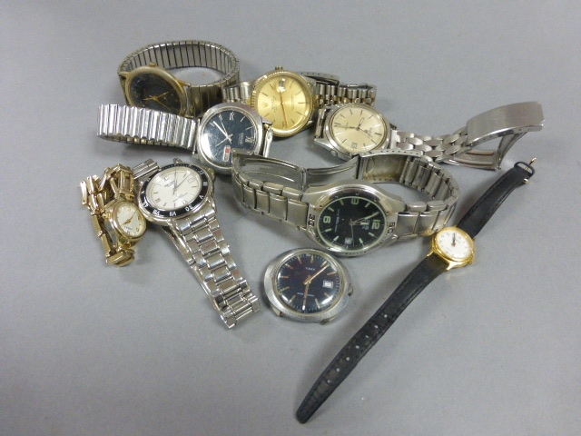 Mixed Lot of Wristwatches including Fossil, Pulsar, ect