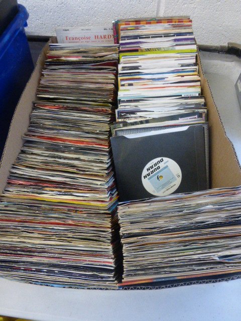 Vinyl - Over 250 7" singles from 1960's, 70's and 80's with the large majority in vg-ex condition