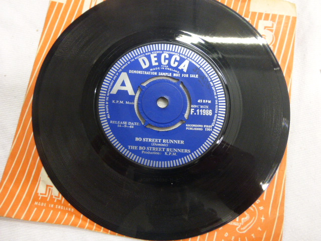 Vinyl - Bo Street Runners 'Bo Street Runner' 45 single (Decca F 11986) demonstration sample - Image 2 of 3