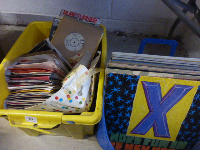 Vinyl - Collection of lp's & 45's including The Who, U2, The Undertones, Wasted Youth, numerous Tina