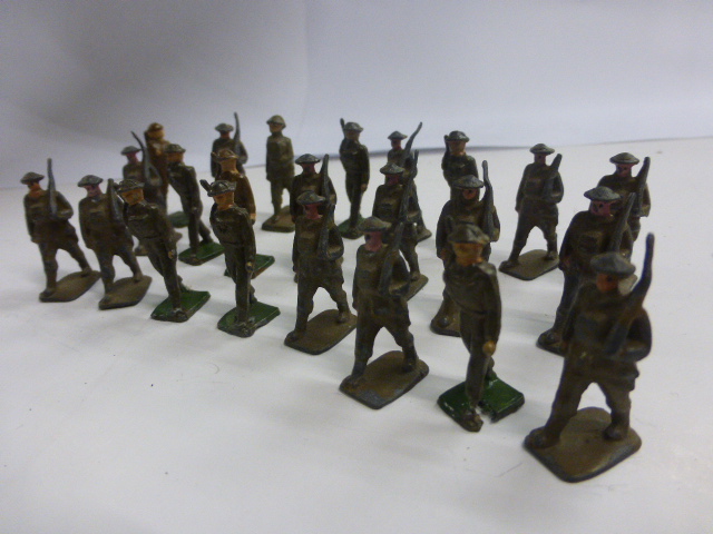 Skybirds - collection of approx 135 military figures incl British Charging, Germans & scarce figures - Image 5 of 11