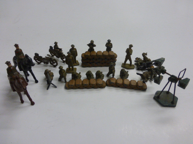 Skybirds - collection of approx 135 military figures incl British Charging, Germans & scarce figures - Image 6 of 11