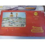 Boxed Triang OO gauge RAX train set (missing engine)