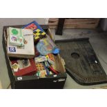 Box of Mixed Vintage Games plus a Vintage Zither