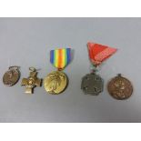 Five WWI medals including Peace medal