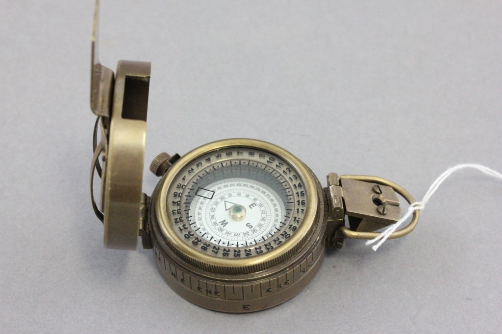 Brass military compass marked TG Co Ltd London 1940 mkIII1