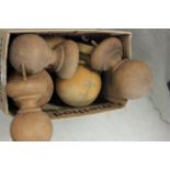 Quantity of Pine Ball Finials