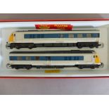 Model Railway - Boxed Triang Hornby OO gauge R555C Pullman Train with leaflet