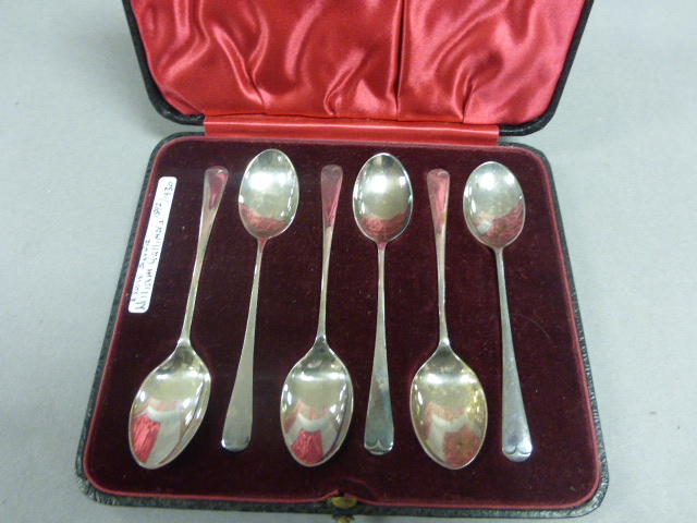 A cased set of six hallmarked silver teaspoons; William Gallimore, Sheffield