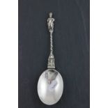 A later Victorian hallmarked silver spoon; Pairpoint Brothers; London 1894; with plain bowl; rope