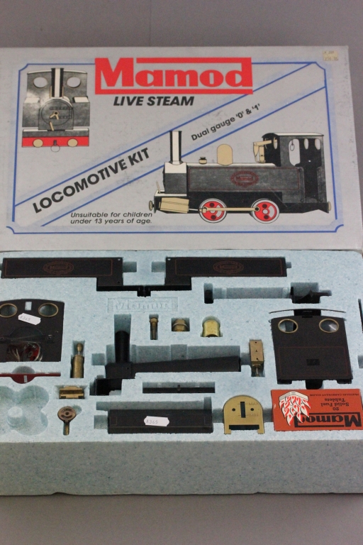 Boxed Mamod Live Steam Locomotive Kit dual gauge O' & 1'