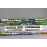 Boxed Hornby OO gauge R778 The Flying Scotsman train set nr complete with engine and 3 coaches