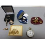 Quantity of jewellery including a 9ct gold ring, a set of gold plated cufflinks, a silver fob