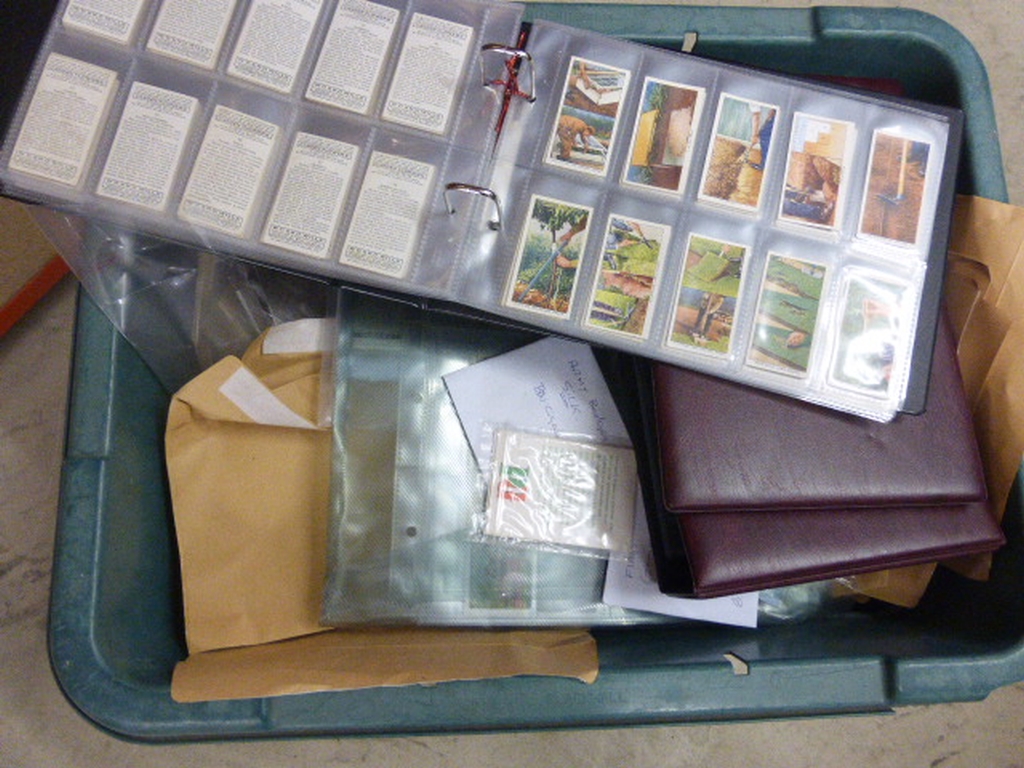 Large green containing large quantity of cigarette cards sets and part sets plus 3 cigarette card