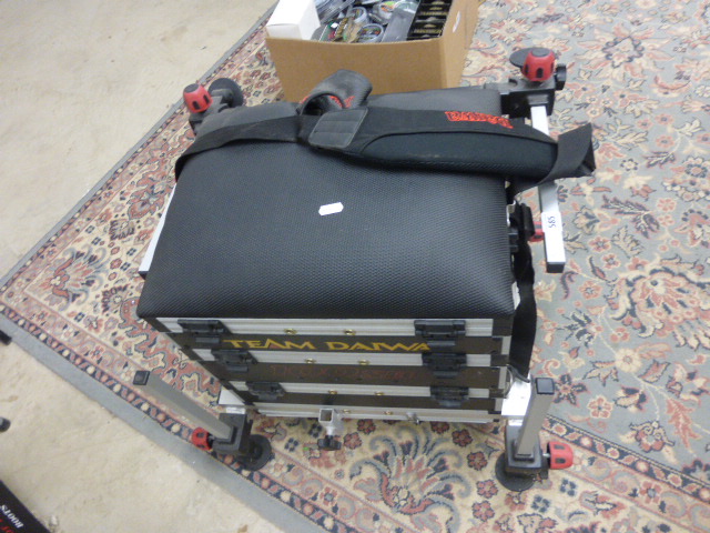 Exceptional Daiwa Adjustable 4 section seat box with supports