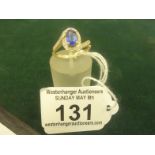 Ladies 14ct gold cocktail ring set with Sapphire and diamond 2.8 grams