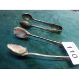 Pair of Sheffield h/m unusual sugar nips, the sugar bowls modelled as Mother of Pearl Shells, and