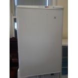 Electrolux Freezer, freestanding 2'6 tall