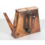 An unusual copper Kettle of tapering flattened design with side handle & hinged lid, 8.75" across (