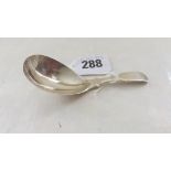 Georgian fiddle pattern caddy spoon Lon 1832 by WK