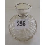 Mounted cut glass salt bottle & stopper Chester 1907 by WJM & Co