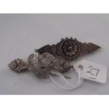 Two Victorian silver sweet heart brooches