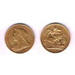 Victoria gold sovereigns, 1895 and 1899 Old head, extremely fine P