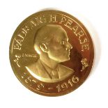 1966 Padraig Pearse Gold commemorative medallion by Vincze. A cased 4oz 22-carat gold