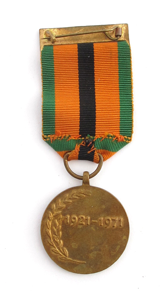 1921-1971 Truce Anniversary medal. To unknown recipient, in box of issue with President's compliment - Image 2 of 2