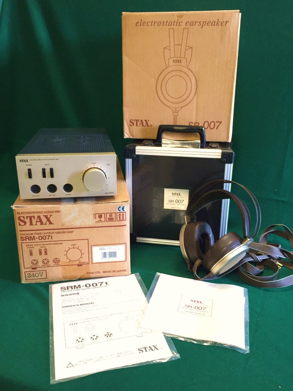 Boxed Stax Headphones SR-007 Together with Vacuum Tube Output Driver Unit SRM-007t