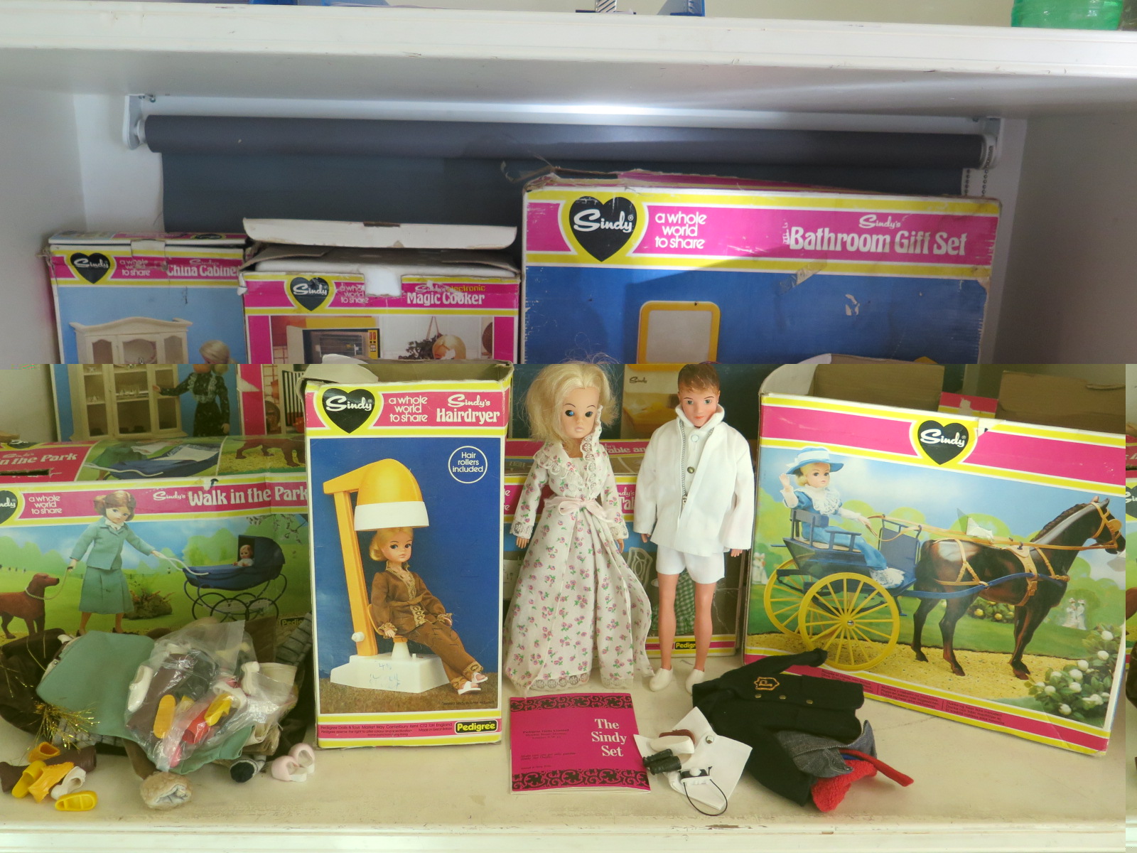 A Sindy collection - comprising a gig and harness, hairdryer, dining table and chairs, - Image 2 of 2