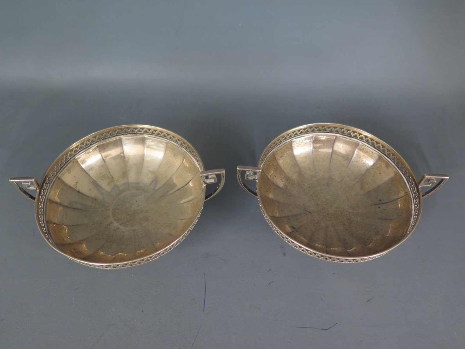 A pair of silver twin handled bon bon dishes Sheffield R & B 1922/23 - approx weight 7 troy oz - - Image 2 of 2