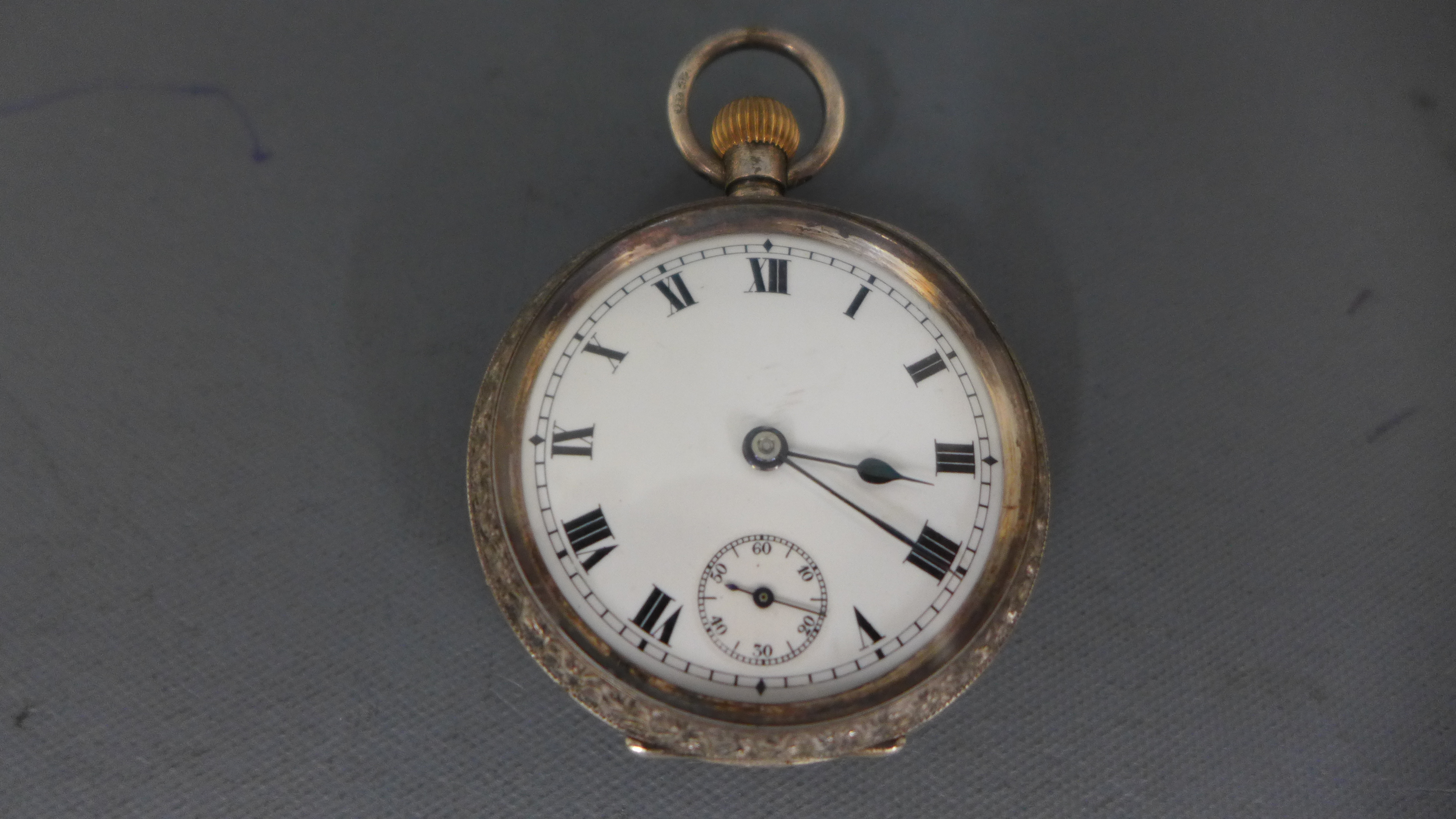 A ladies silver hallmarked cased Omega pocket watch Roman numerals to dial with subsidiary second - Image 2 of 4