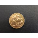 1902, Edward VII gold Sovereign coin - Weight approx 8.