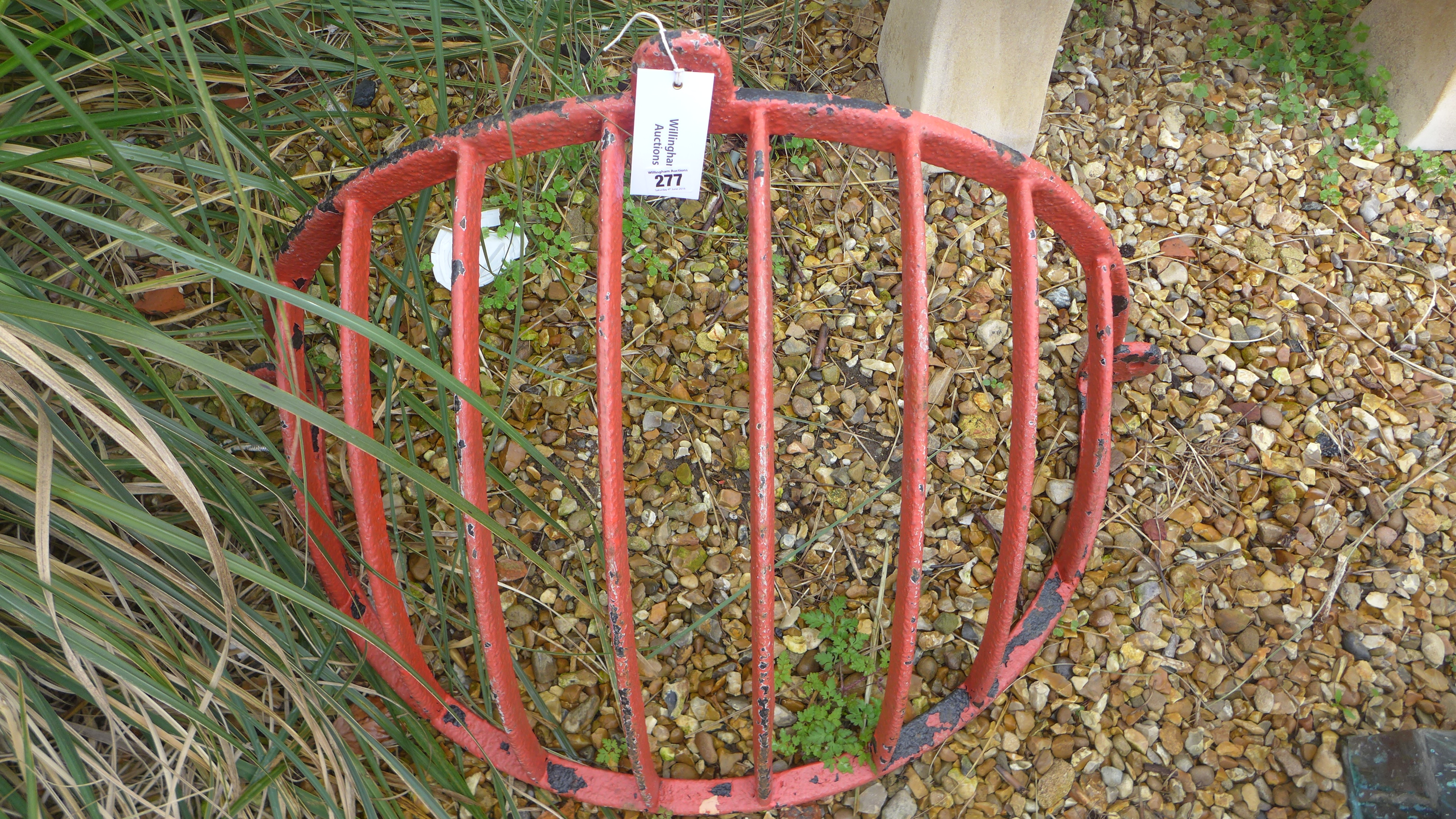 A cast iron hay feeder - Width 92cm