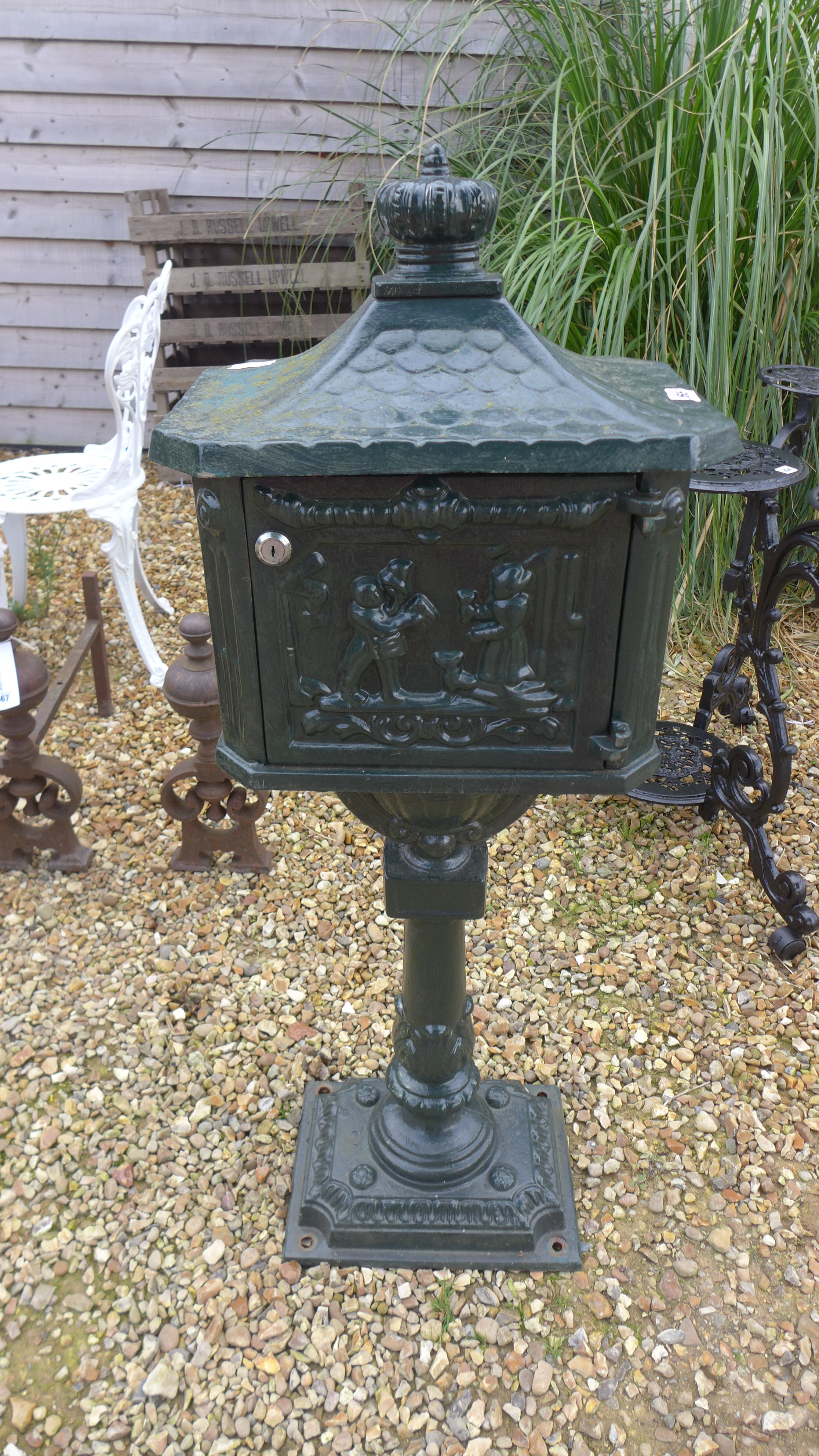 A modern cast iron pillar letter box with keys - Height 110cm