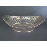 A Dutch silver basket, oval with pierced body - Weight approx.