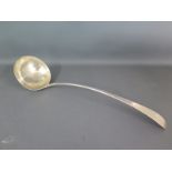 A Georgian Scottish silver ladle - Edinburgh 1824/25 maker Alexander Zeigler - Length 39cm - Weight