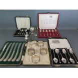 A boxed set of six silver hallmarked teaspoons London 1881-82,