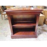 A modern mahogany bookcase - 92cm x 37cm x 97cm