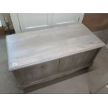 A solid mango wood blanket box - Height 50cm x Width 104cm x Depth 50cm