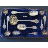 A set of cased silver spoons by George Unite Birmingham 1865-66 - approx weight 2 troy oz - in good