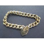 A 9ct yellow gold link bracelet - approx 18cm long - approx weight 39 grams - in good condition